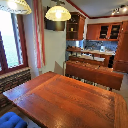 Apartment In Mit Terrasse Und Meerblick Rovinj