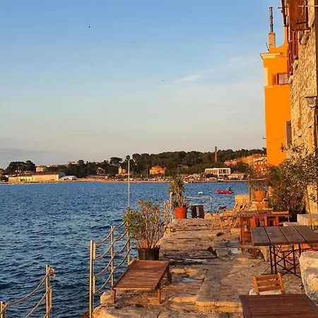 In Mit Terrasse Und Meerblick Rovinj